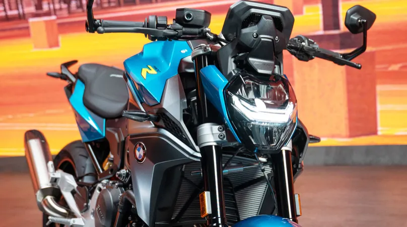 BMW F 900 R 2025, bilde 5 av 8